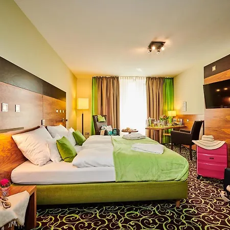 Ama Hotel 3*